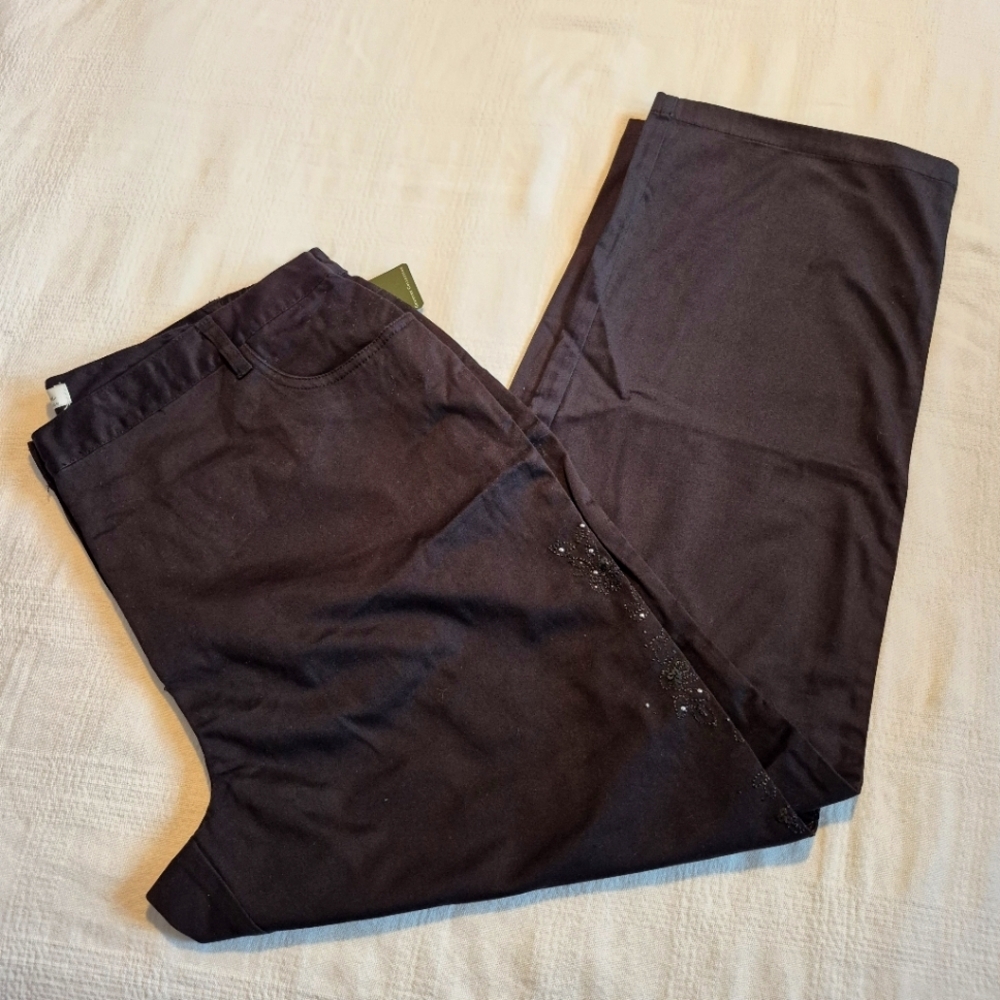 Traditions Women's size 18 sequin designed outer leg pants NWT